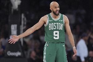 德里克-怀特：每年休赛期都很疯狂 我并不怎么担心那些交易流言