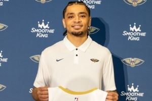 威利-格林谈40号秀皮维：好胜心极强打球很聪明 表现非常亮眼