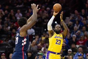 皮尔斯:负荷管理该只留给特定球员 比如恩比德太脆&詹姆斯太老